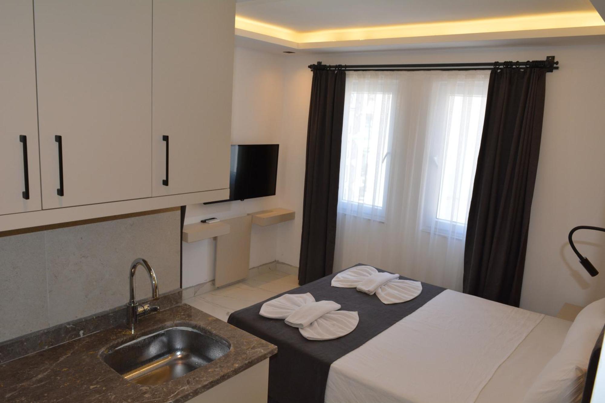 קס Leonis Hotel מראה חיצוני תמונה